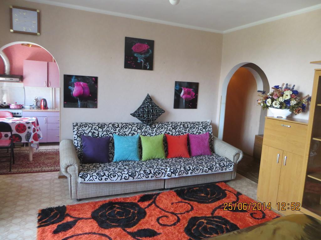 Paradise Apartment Μπισκέκ Δωμάτιο φωτογραφία